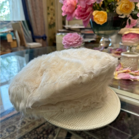 NWOT Eric Javits lamb fur leather cap - Picture 7 of 12